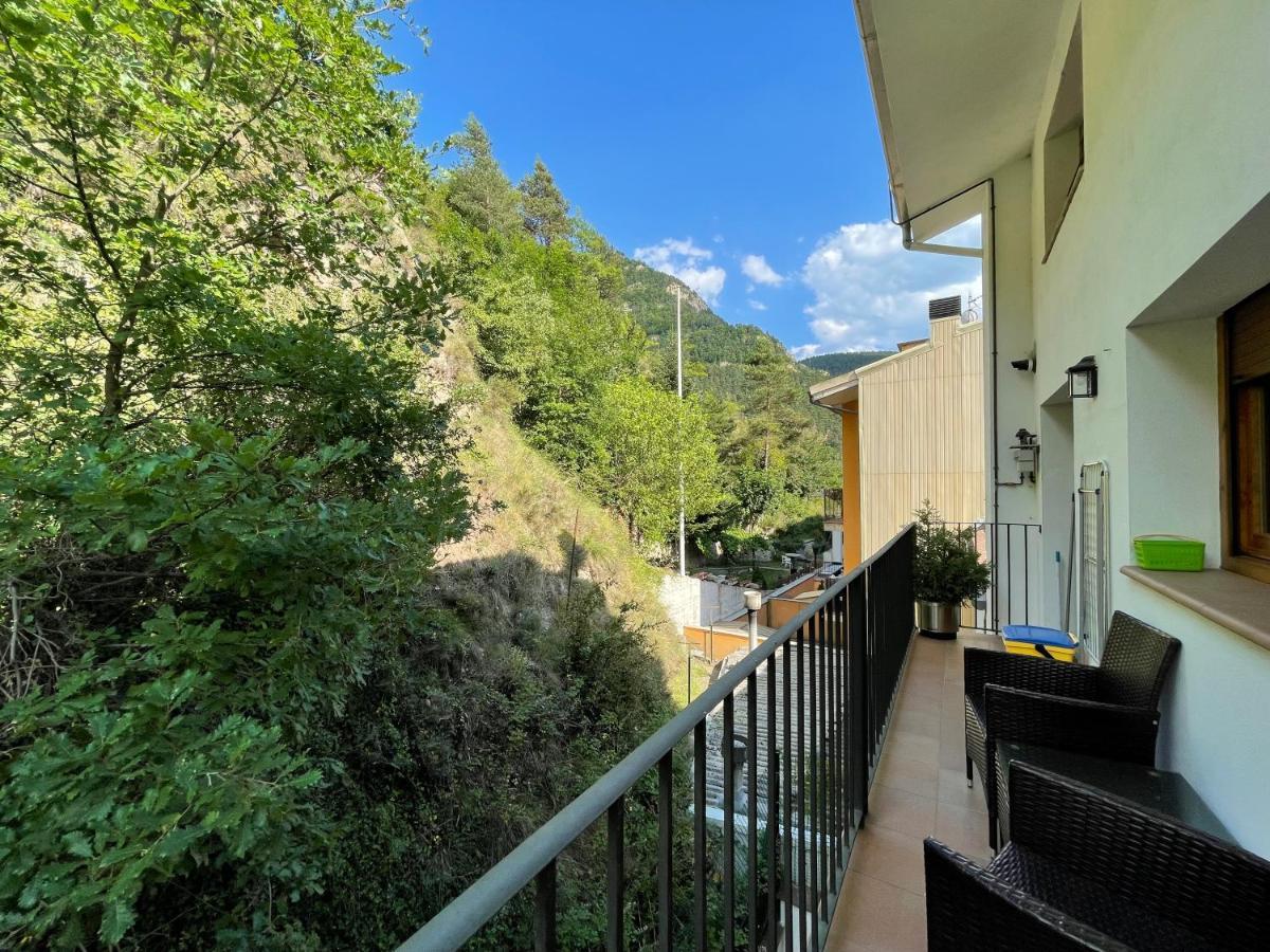 Vipimmoble ! Apartman Guardiola de Berga Kültér fotó